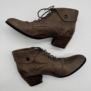 Taos Scribe Heeled Ankle Bootie Womens Size EU 40 US 9-9.5 Brown Lace Up Leather